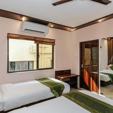 Treebo Trend Imperio Hotel Kolkata Bagian luar foto