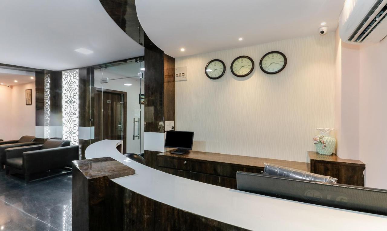 Treebo Trend Imperio Hotel Kolkata Bagian luar foto